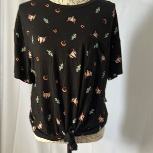 Black desert print tie shirt